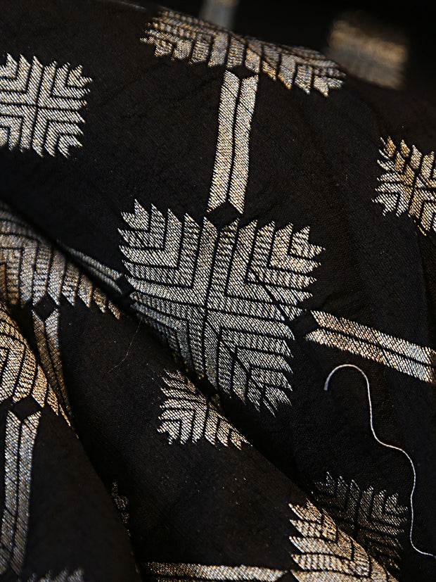 Signoraa Black Tussar Silver Weaving Fabric – PMT012326