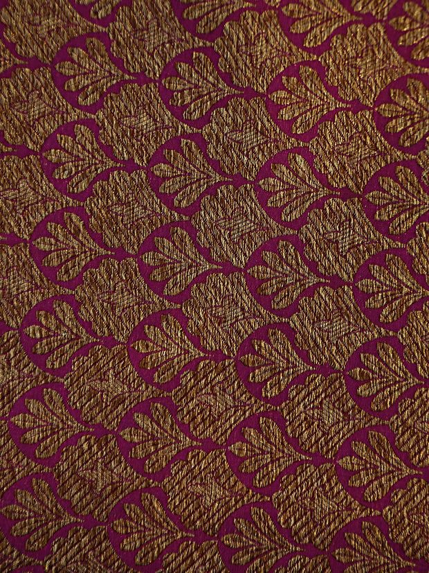 Signoraa Magenta Silk Gold Antique Weaving Fabric – PMT012531