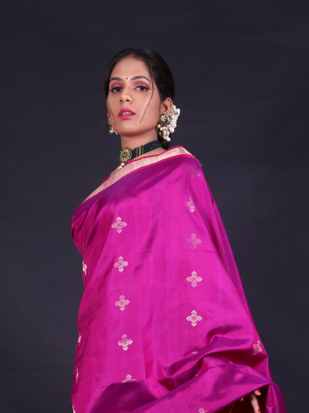 Signoraa Magenta South Silk Butti Saree – KSL03021